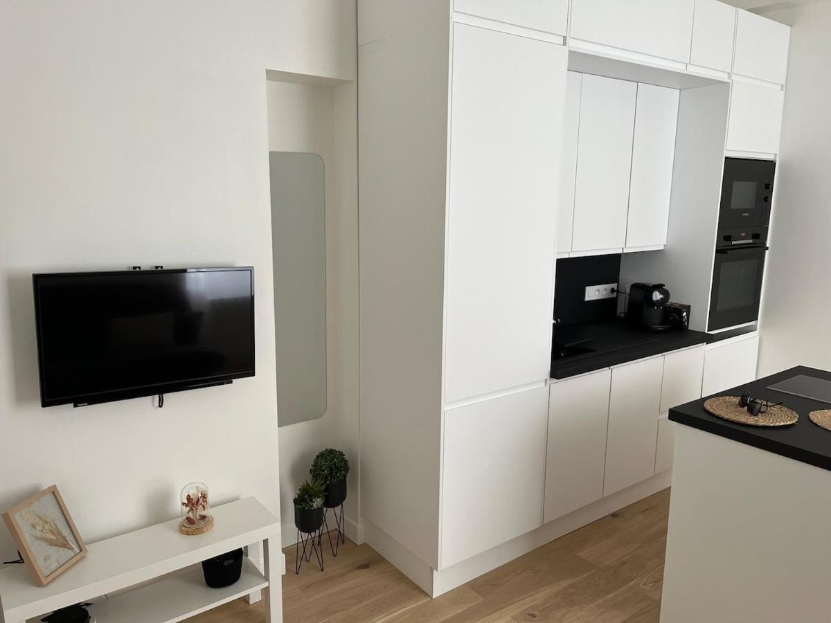 Appartement Cosy A 1 Min De Paris Charenton-le-Pont Eksteriør bilde