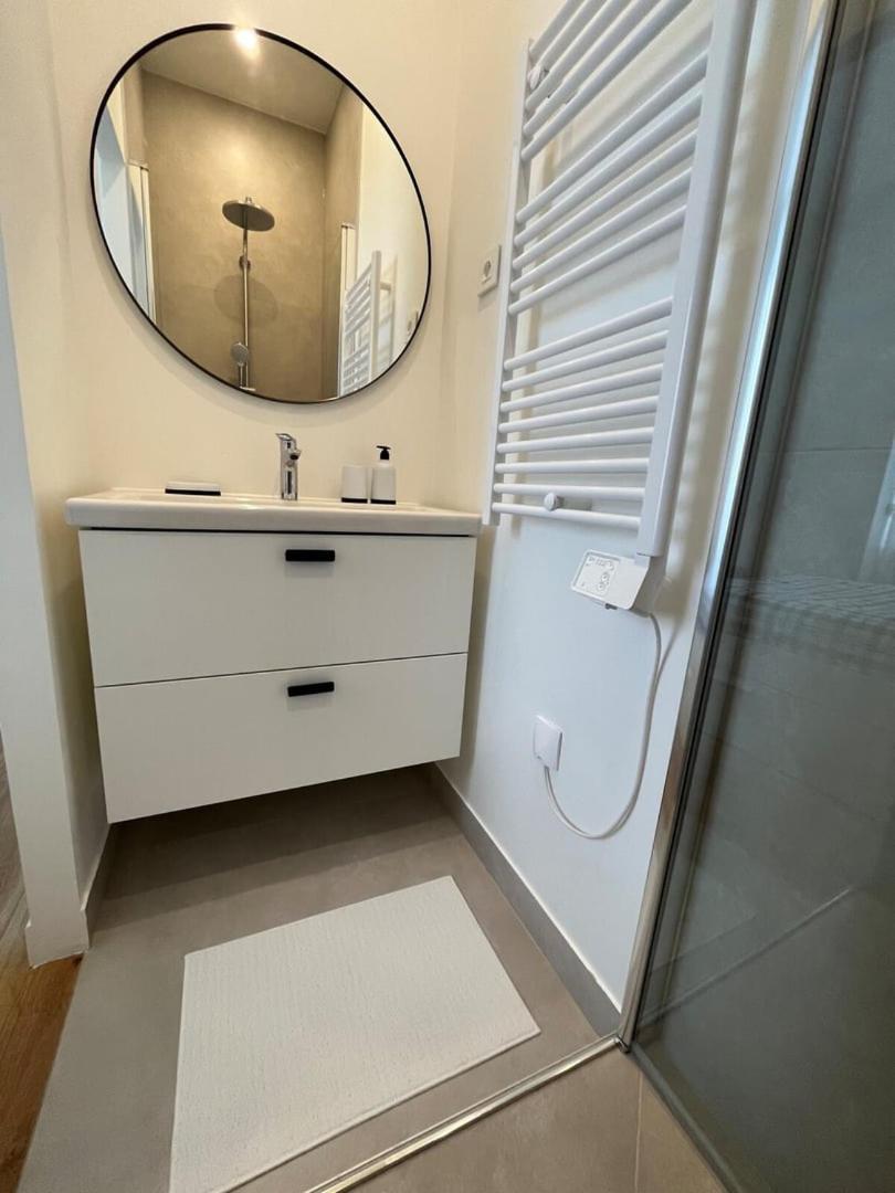 Appartement Cosy A 1 Min De Paris Charenton-le-Pont Eksteriør bilde